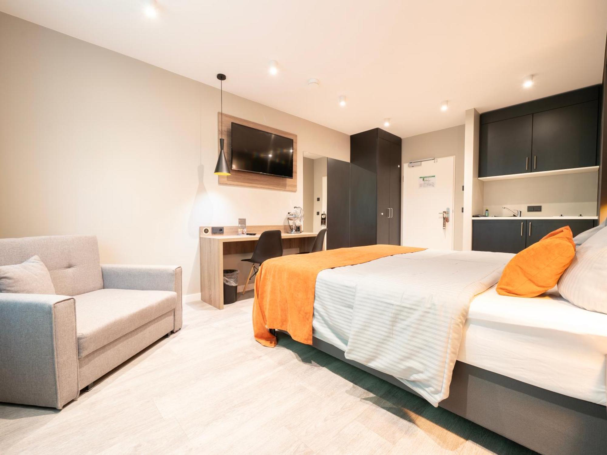 Juststay Ratingen Hotel & Apartments מראה חיצוני תמונה